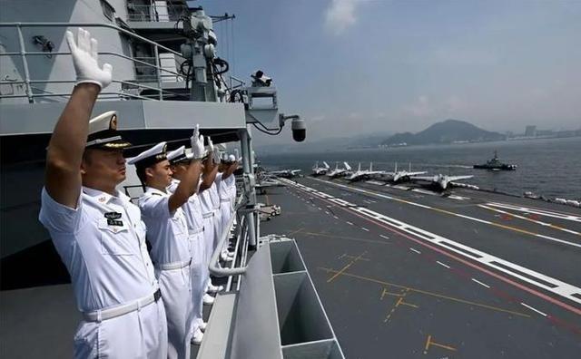 就算送一艘航母给朝鲜，他们都不敢要，为什么？因为养不起！就拿山东舰来说，全舰有3