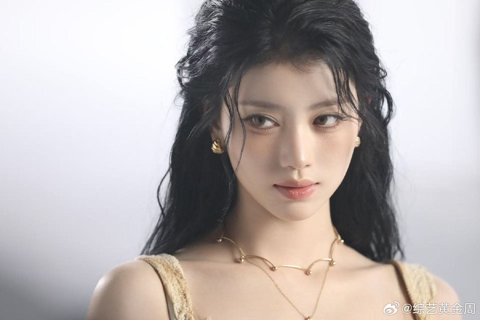 沈小婷个人初舞台 沈小婷solo首秀感言沈小婷solo首秀感言好真诚，感恩粉丝一