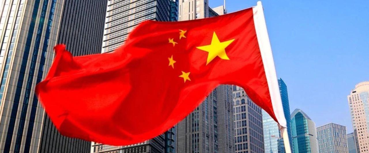 “芯片追不上美国，机床比不过日本，汽车赶不了德国，电视差于韩国，飞机不及法国，奢