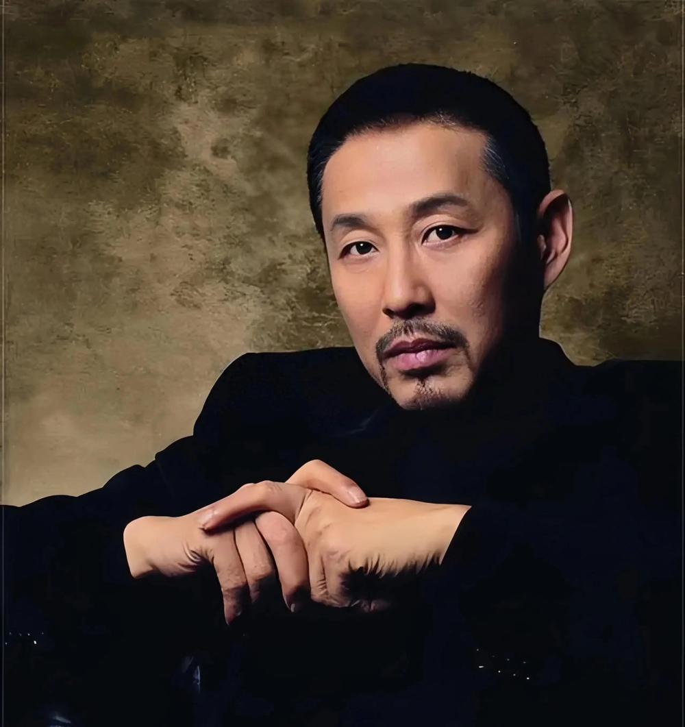 陈道明醍醐灌顶的话:
“有人总是怕死，实际上很多人活到六七十岁死掉，和活到八九十