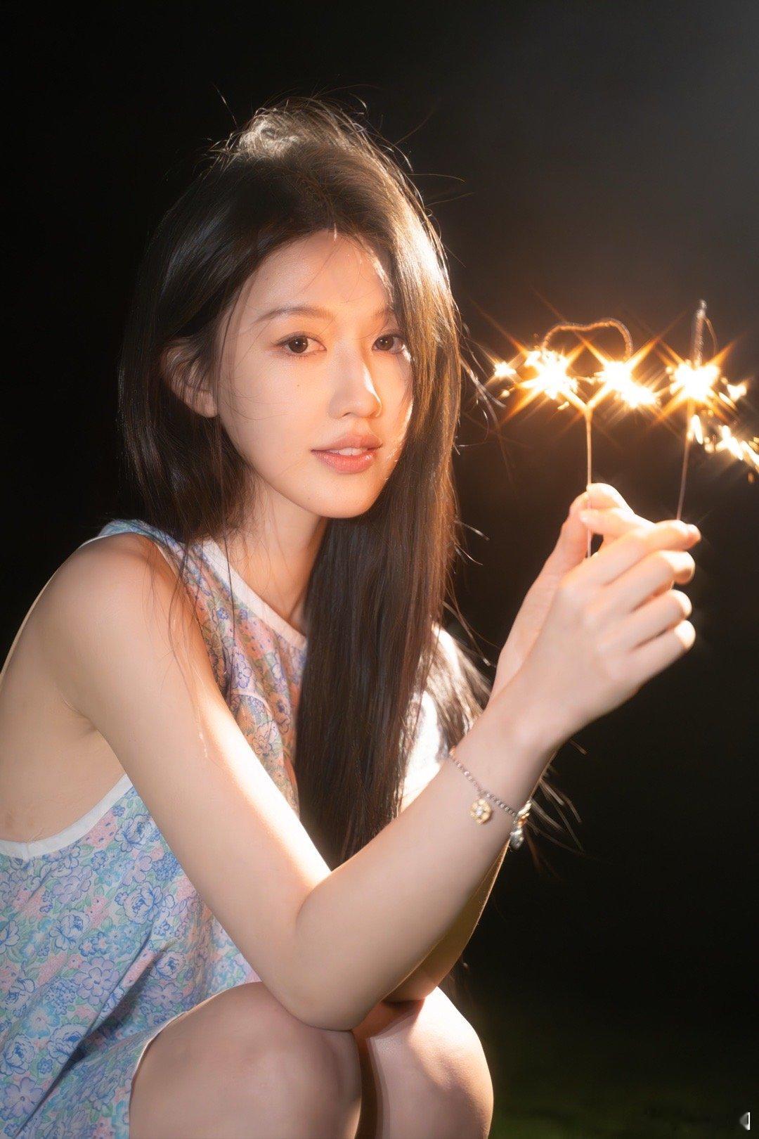 年末的小尾巴✨🎆许一个小愿望 今年在的人2026也不会离开元气充电中一条plo