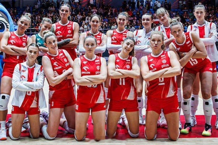 女排[超话]2025女排世锦赛波兰女排 🇵🇱波兰女排过去三年经历着相同的夏天
