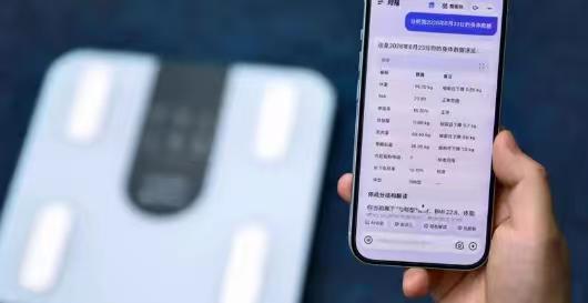 中美健康AI走了两条不同的路：
美国健康AI主打机构端，服务医院、药企、保险公司