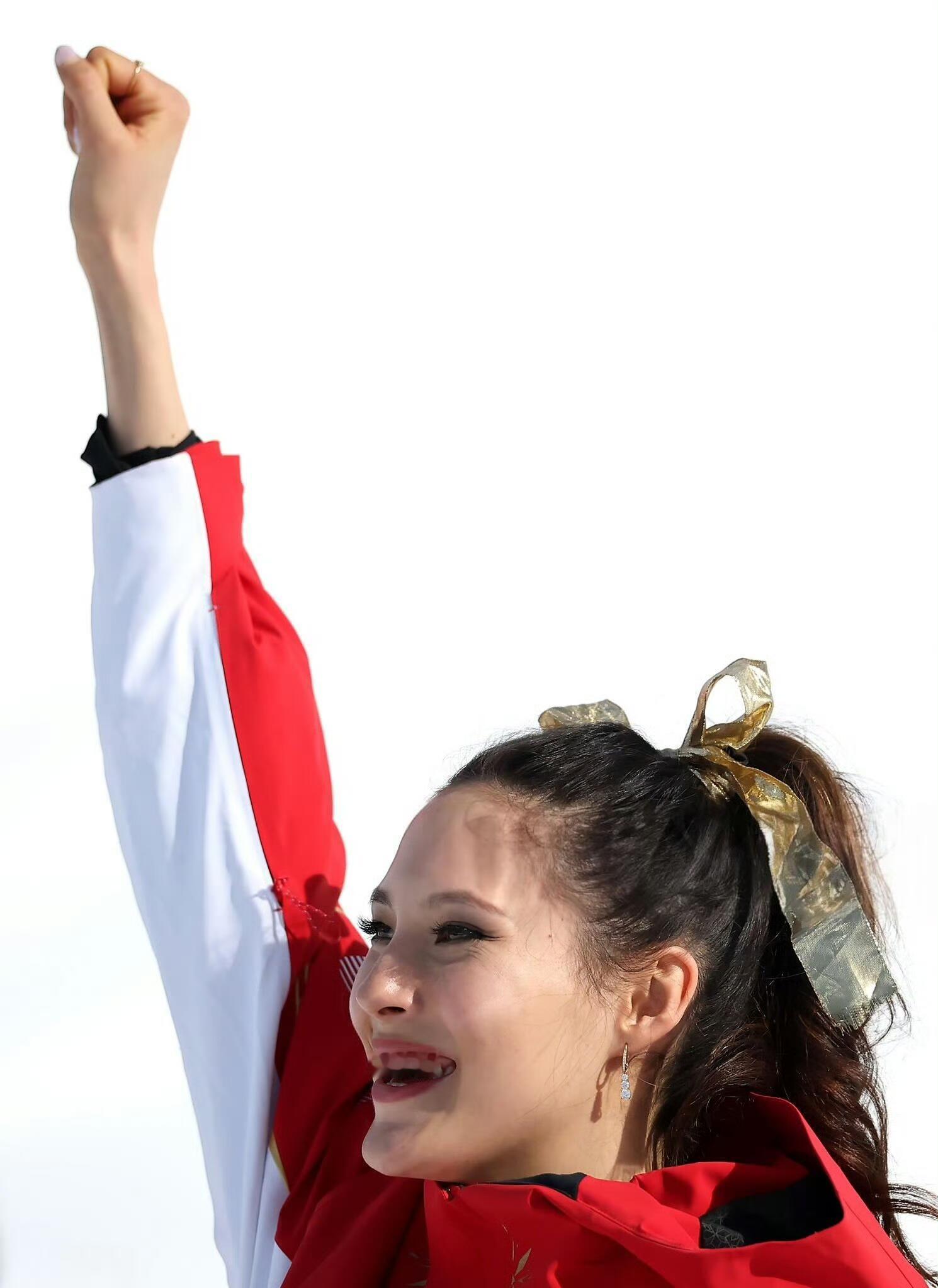 谷爱凌美美扎个蝴蝶结太可爱了！谷爱凌第三滑94.75分