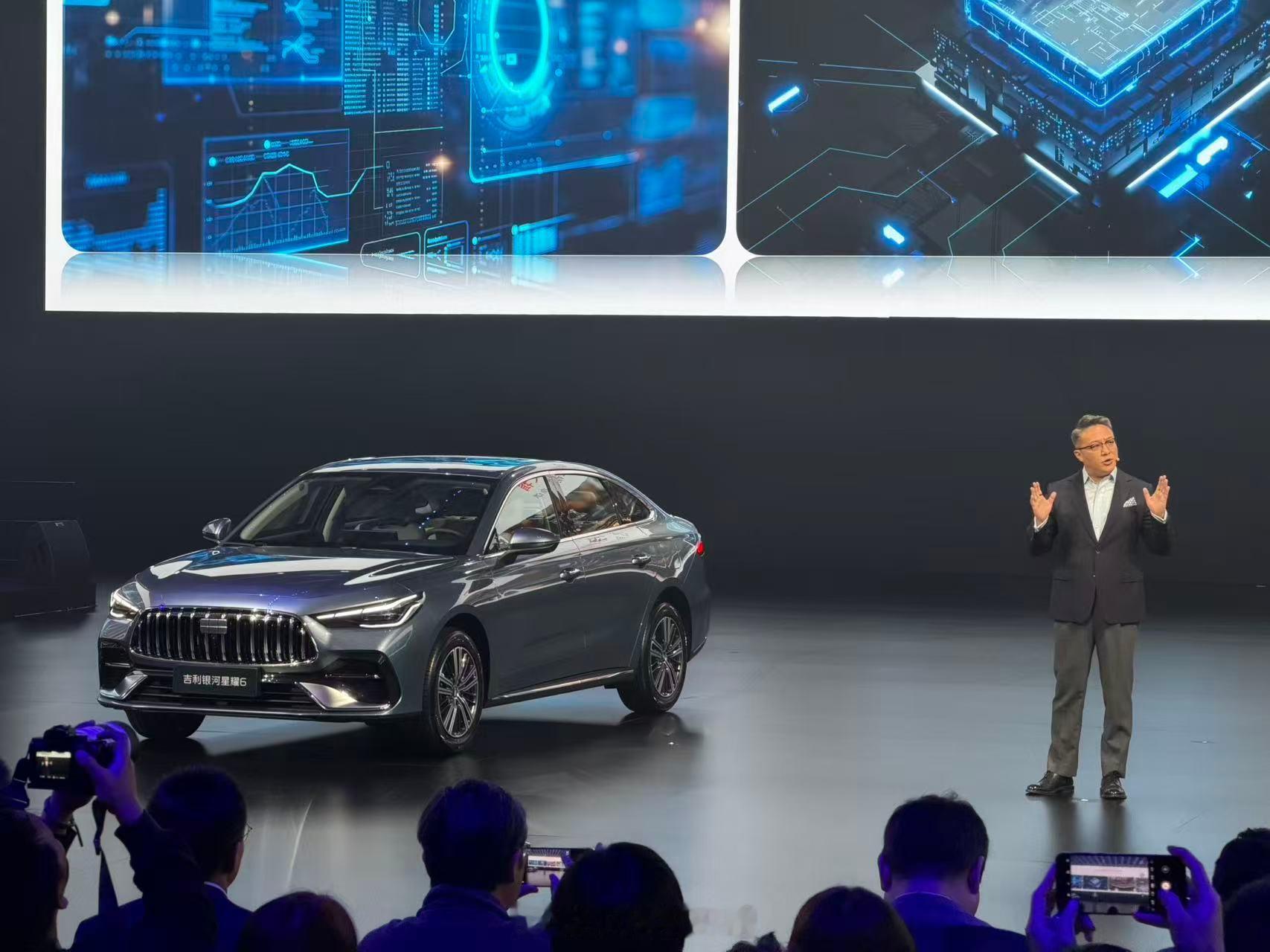 吉利银河星耀6上市，限时价6.88万-9.98万，看来标准要从998改成688起