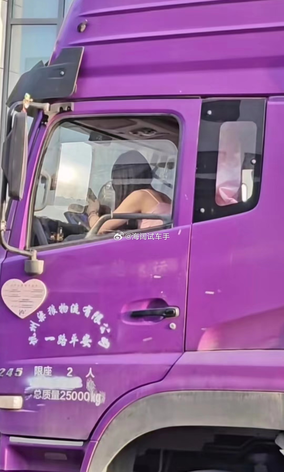 真没想到，自主品牌里的女拳真不少~~~按照她们的想法，设计师，生产线，物流，零部