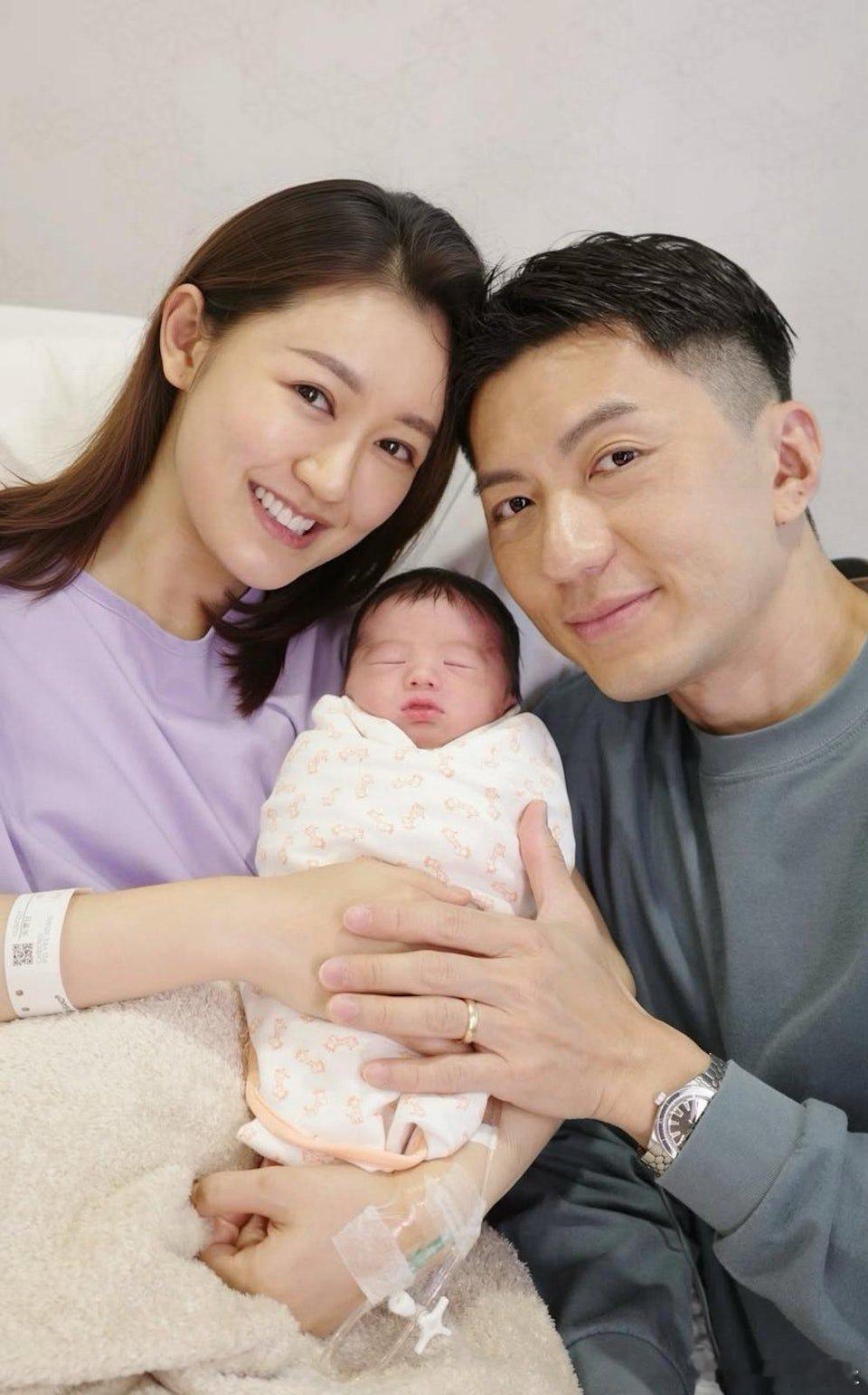 2025年5月底，TVB視帝袁偉豪與妻子張寶兒為大家帶來一則振奮人心的好消息，張