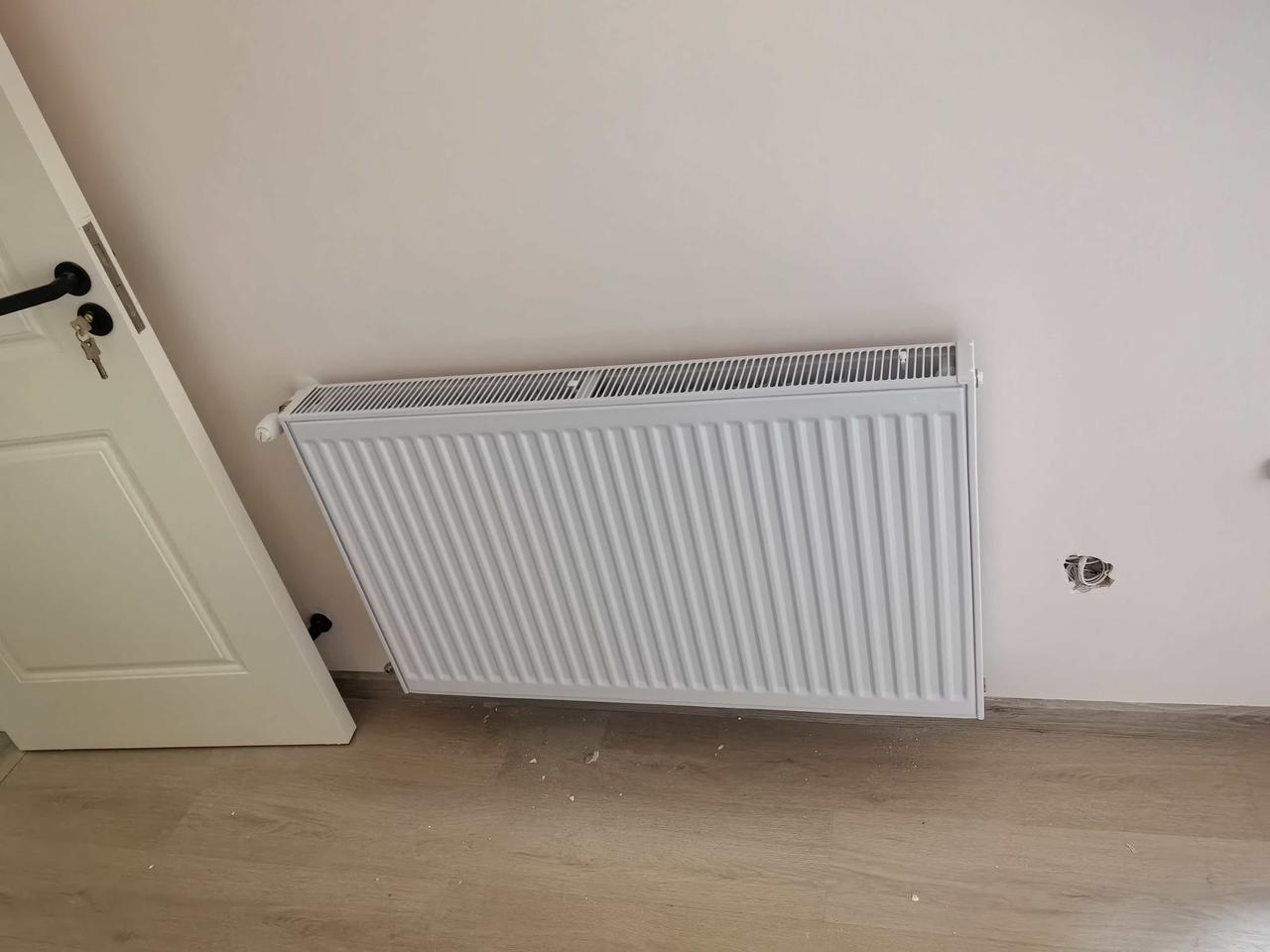 还是有人踩坑了，家里装暖气也套餐，套住了就很麻烦！
家住羊犀立交的马阿姨给我说，