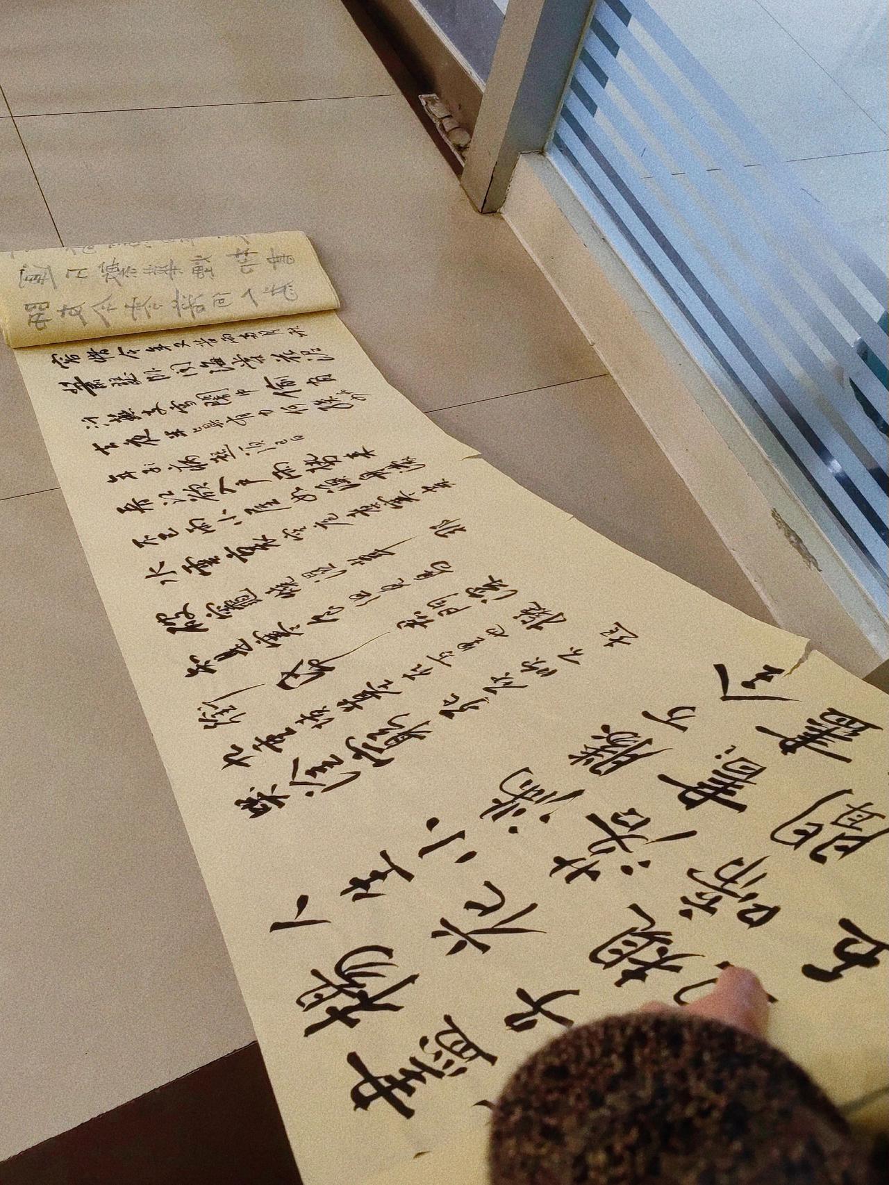 年后开课啦～
笔墨静心，书香相伴
欢迎新老学员前来体验、练习
让我们在笔墨间，开