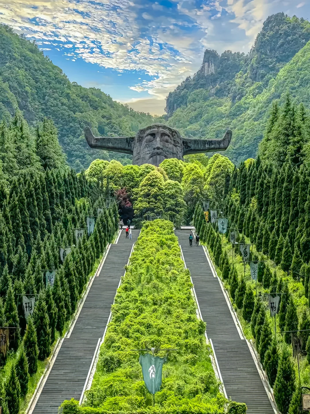 刚从神农架“冻”回来，人少景美还避暑！！