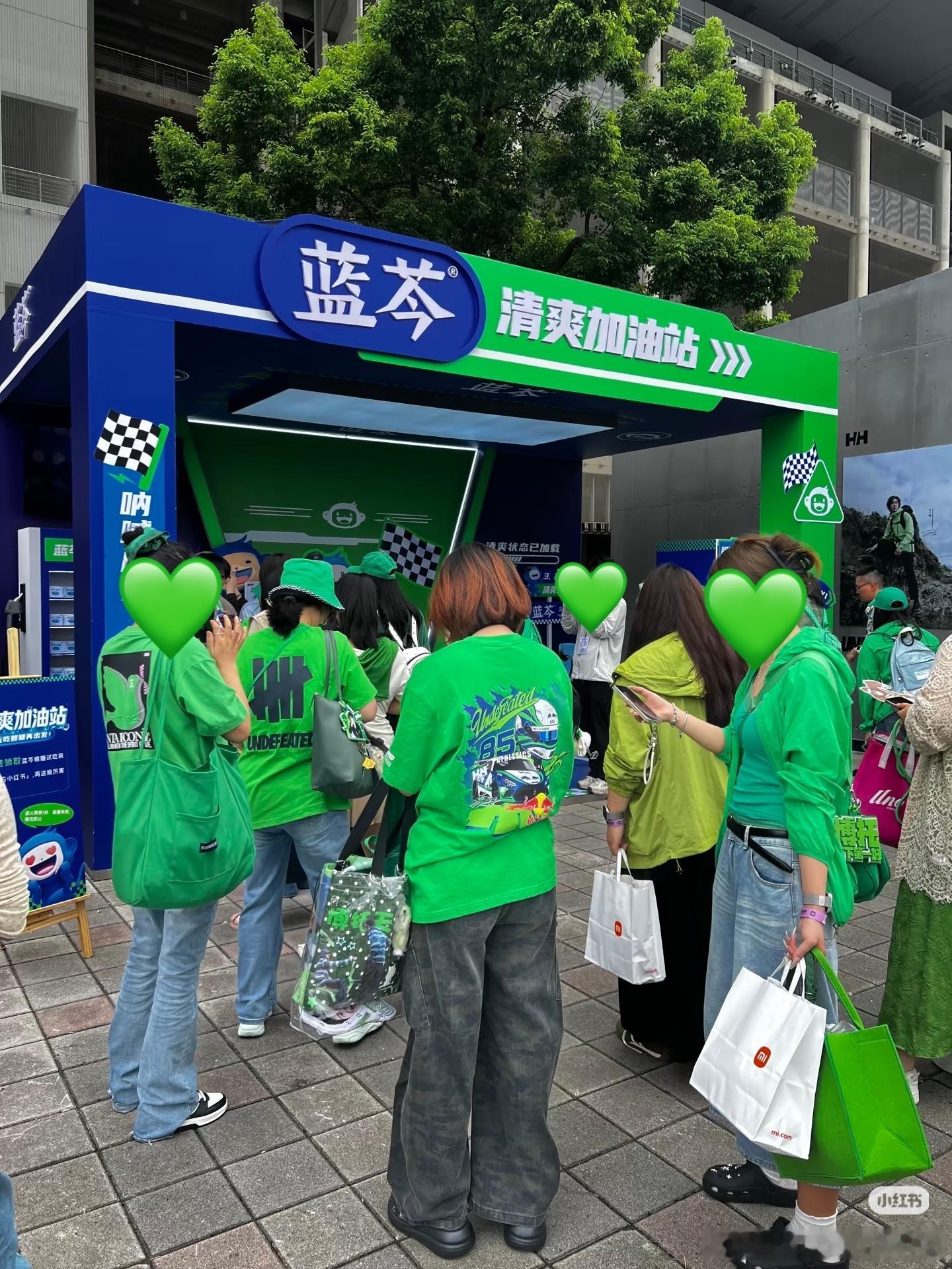 从赛道到全网热度攀升，85号赛车手凭一己之力提升赛事，顶级号召力为赛事汇聚万千观