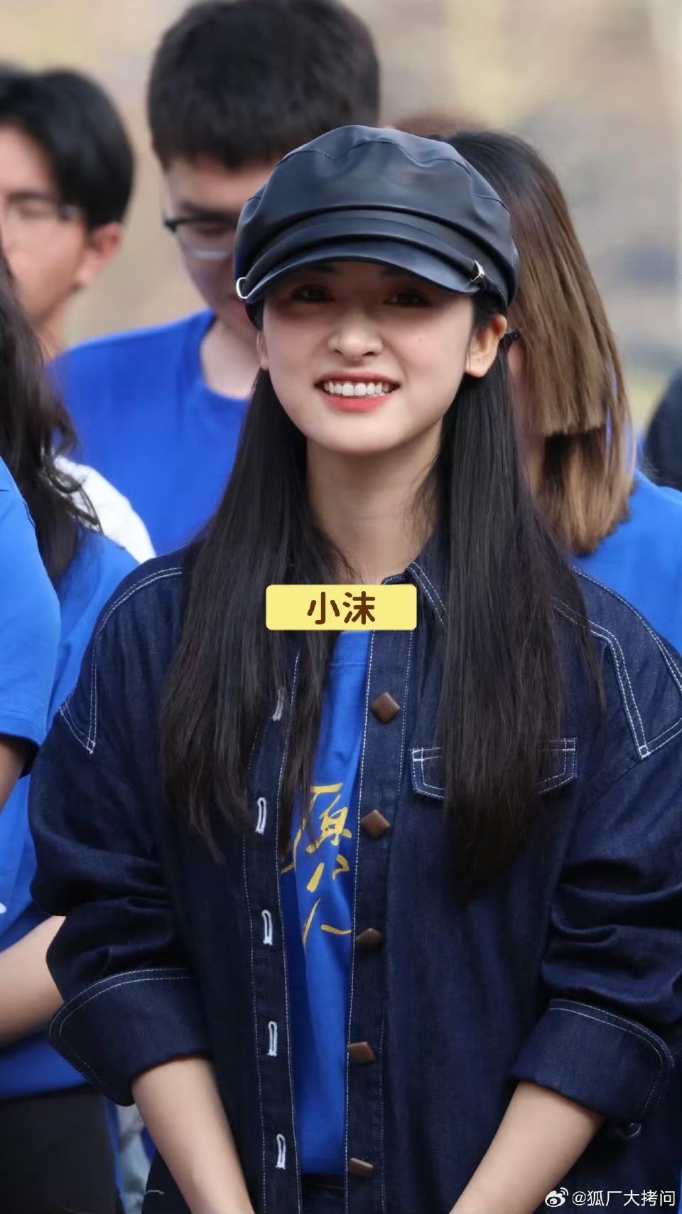 张晚意沈月新剧开机状态张晚意沈月同框张晚意沈月新剧开机状态，期待但愿人长久 