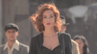 越是不顺的时候，越要沉住气，艰难的路不是谁都有资格走，天道酬勤，扛得住涅槃之痛，