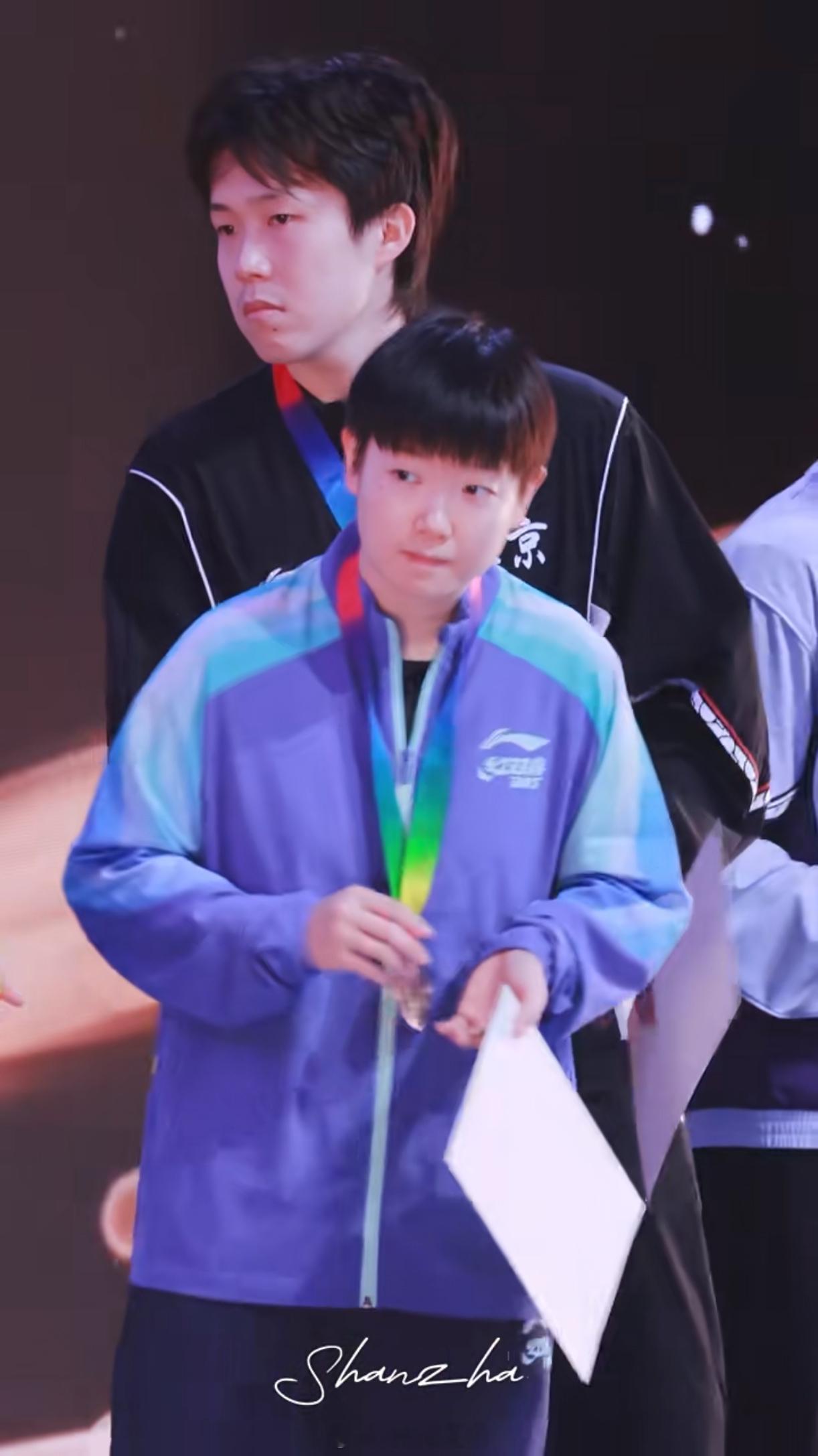 真的好像一对毛茸茸的猫耶噢…………好美味的身高体型差cr：网页链接