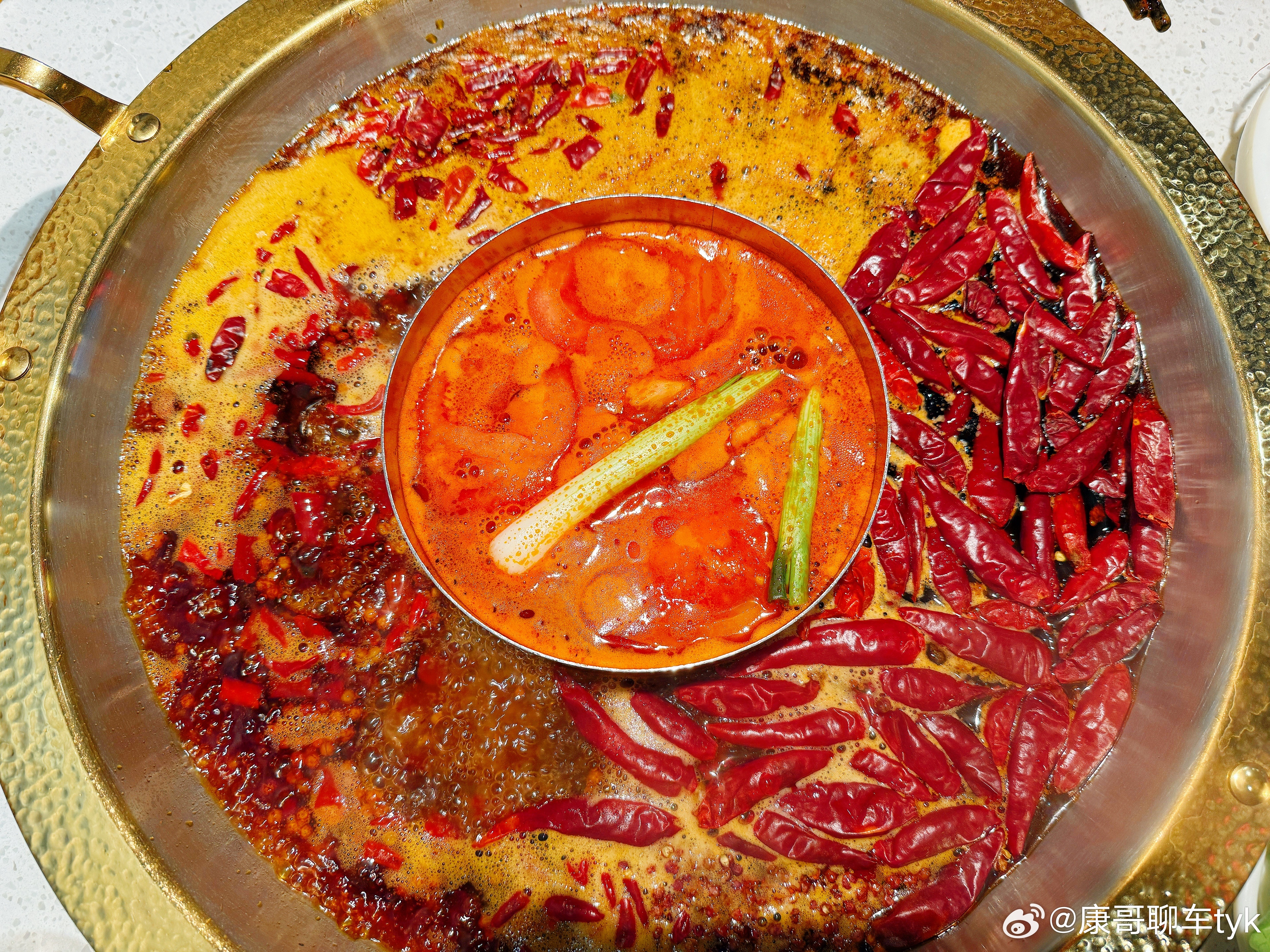 忙归忙，吃好喝好睡好是必须的尤其来了重庆火锅重庆 重庆·沈家洪城老火锅(鱼嘴店)