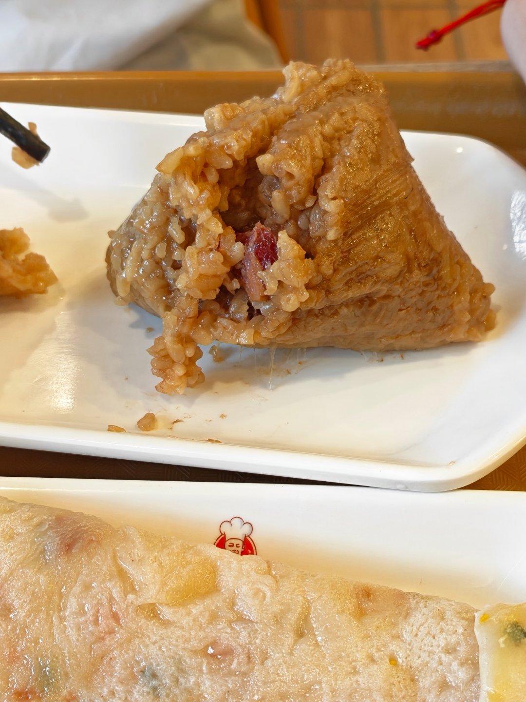 现在的月饼都这么卷了吗相比月饼，我更喜欢吃粽子！所以中秋节不要再买月饼了，真的不