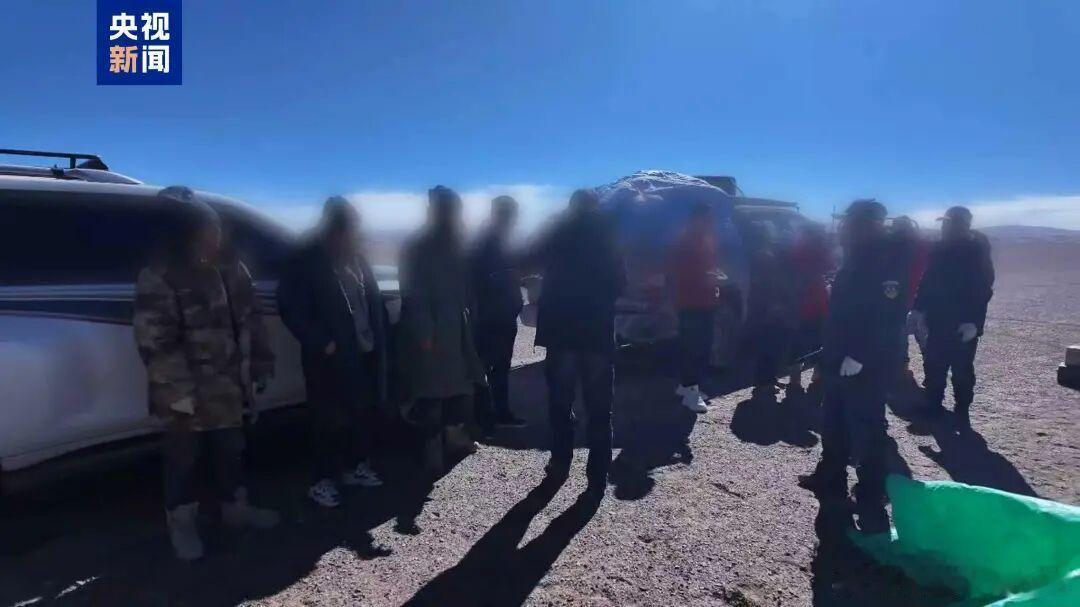 18男3女非法穿越团队，被查获------近期，青海省玉树州公安局可可西里自然保