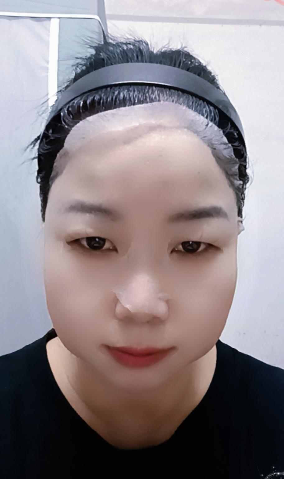 大家好，我是七姐，我是一个八零后未婚未育的女人，有网友说，为什么我不拍单身的生活