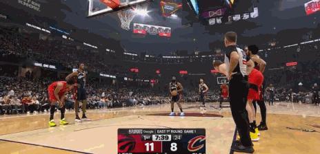 哈登罚球命中！ 