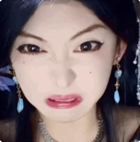 往死里虐受怎么能叫阴间受嬷啊？阴间受嬷不应该是嬷性格扭曲阴郁的受，才叫阴间受嬷吗