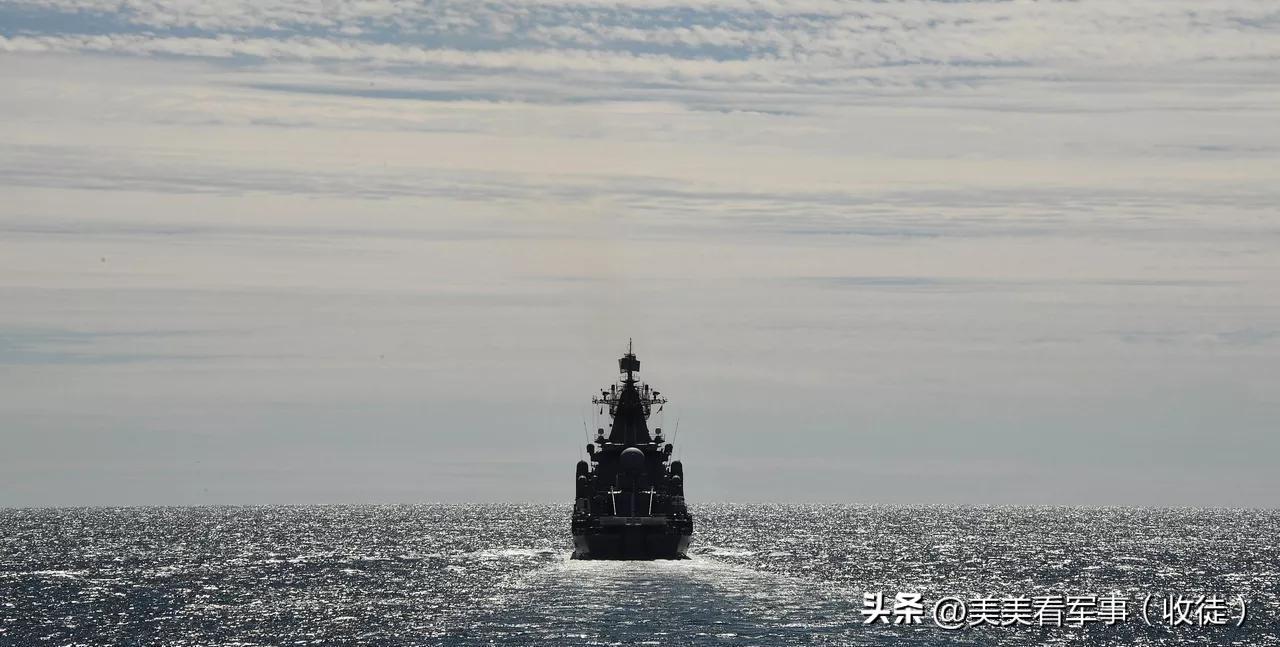 普京的羞辱还没结束，教训完日本大使后，上万俄军掀起狂风暴雨

俄日争议升温，南千