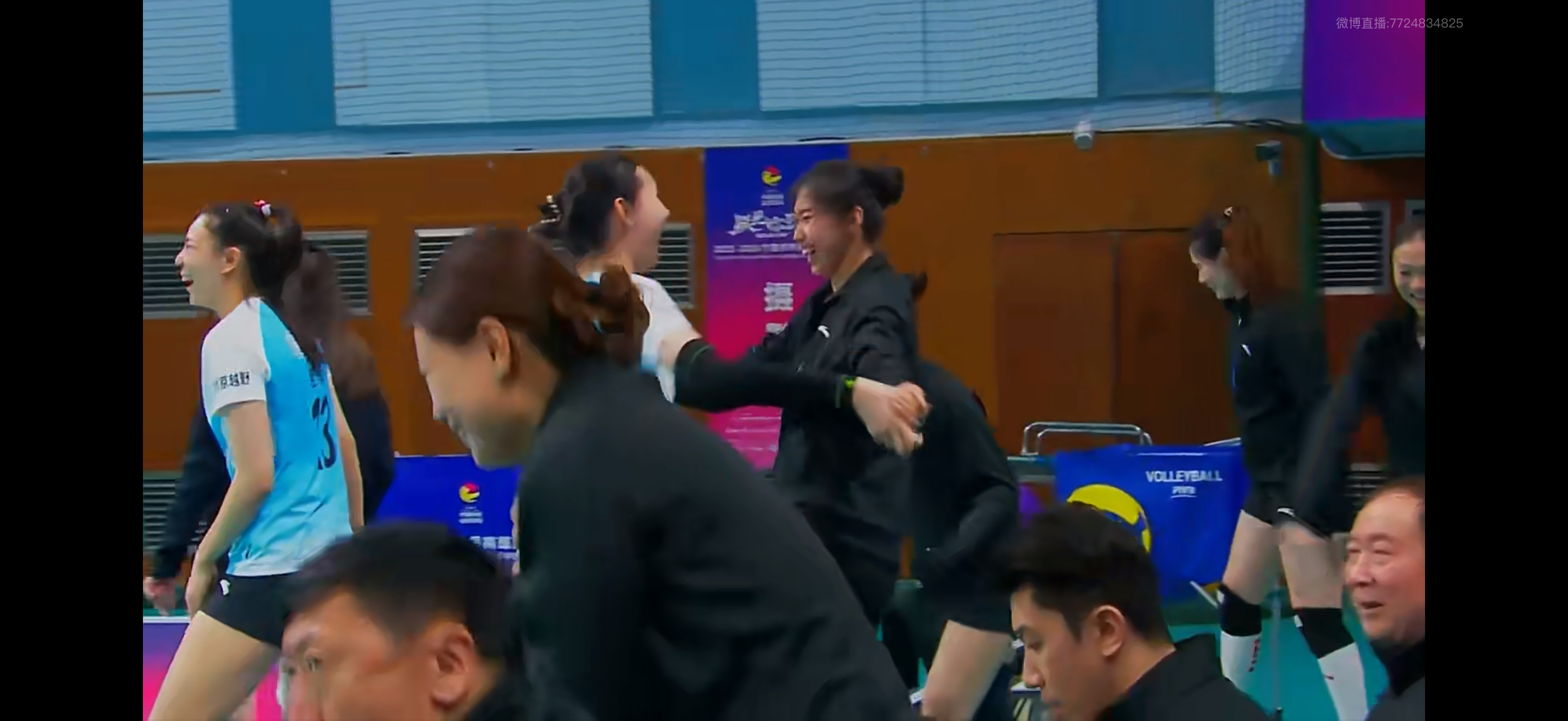 段梦可扣球失误，北京接着一个ace【这种最伤士气了，自己失误的同时还被别人ace