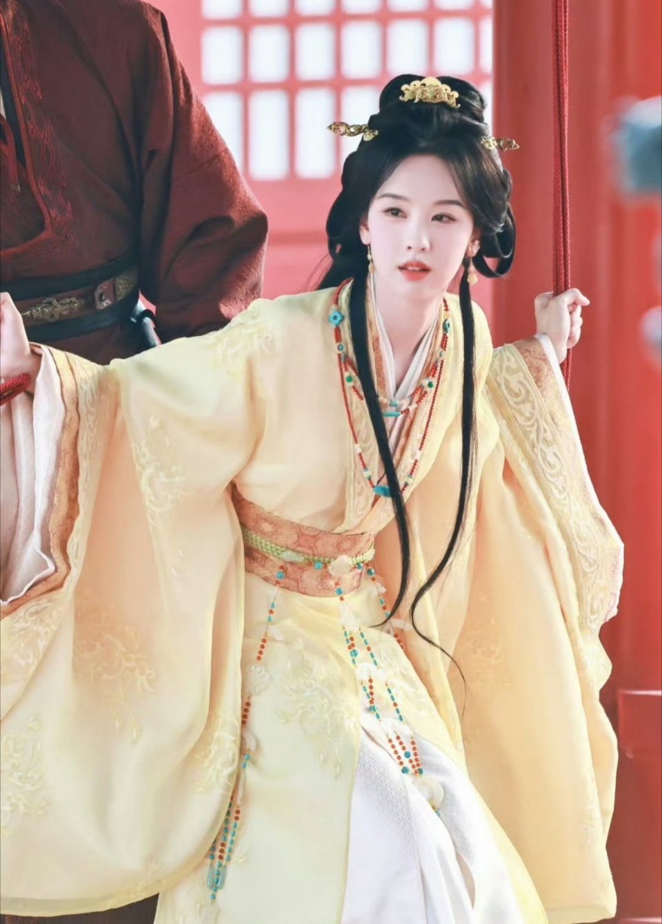 们古偶，女主居然撞衫了 