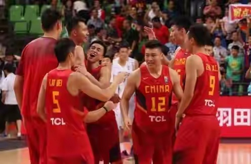 原来这都10年了……中国篮球这十年经历了什么？上次中国男篮取得开门红还是十年之前
