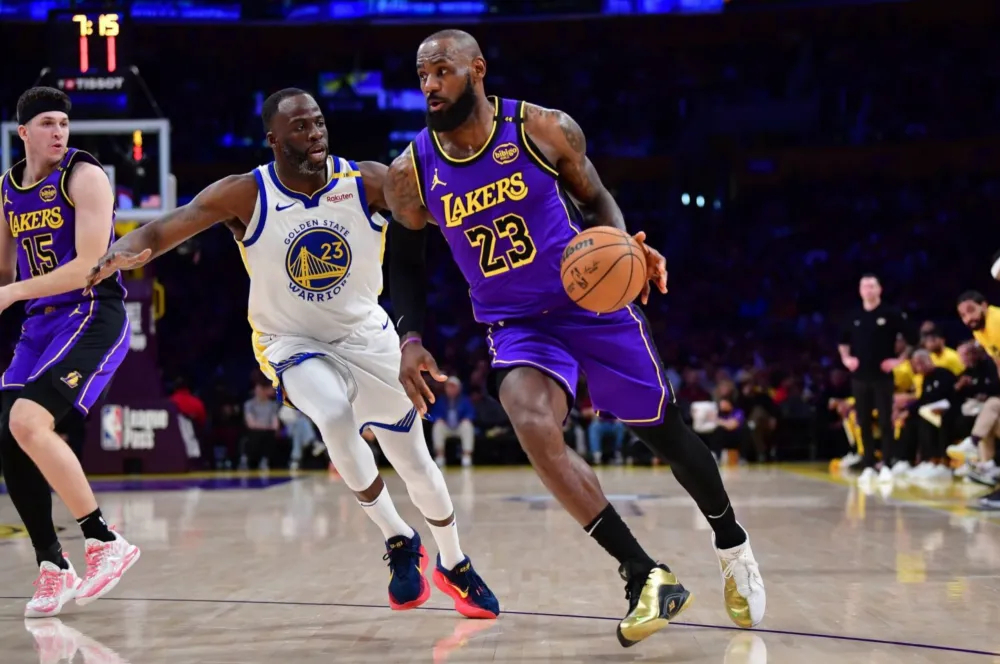 NBA常规赛2月8日将进行10场比赛。国王主场背靠背迎战骑士，哈登迎来克利夫兰生