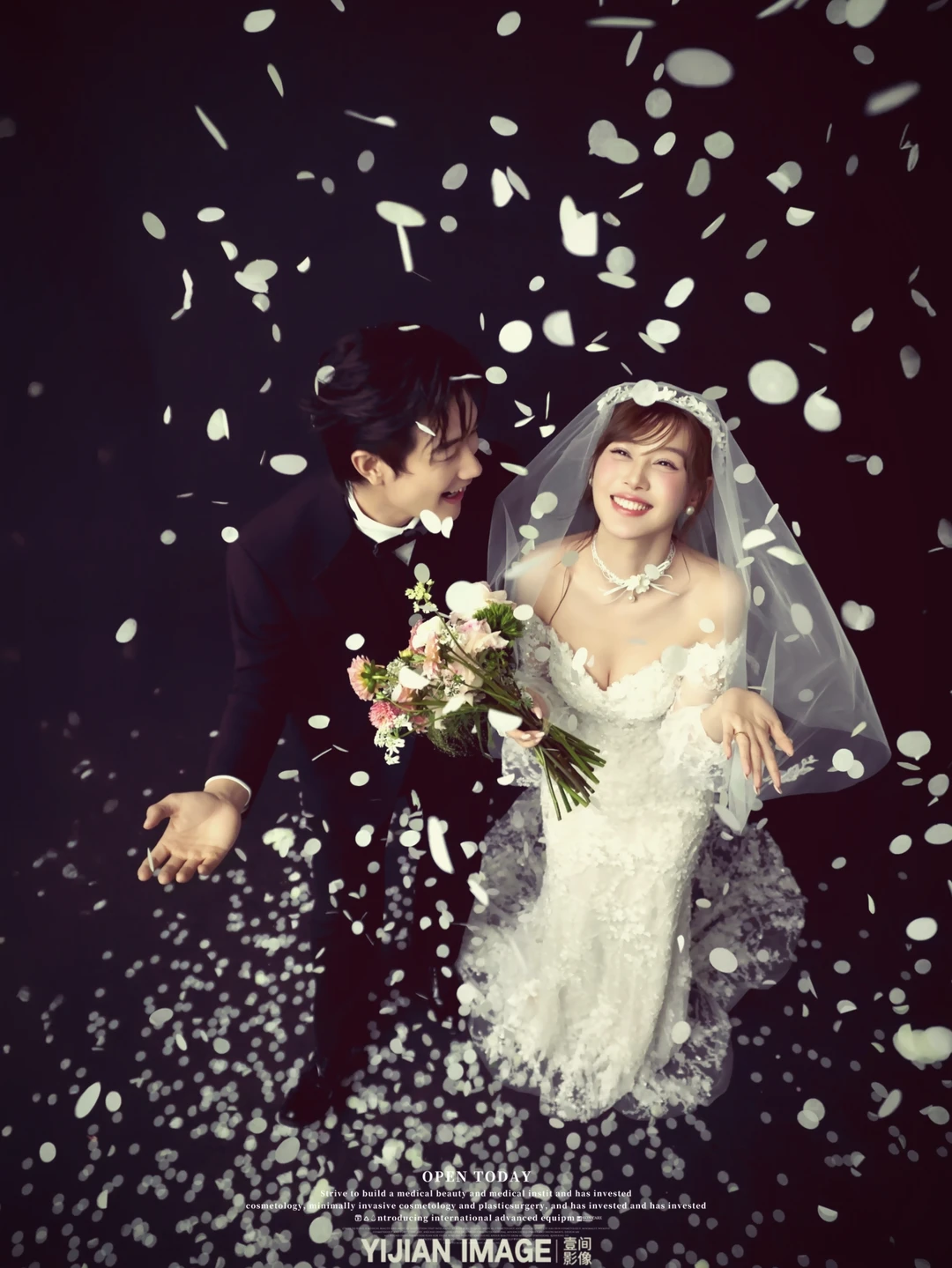在武汉📍只花999拍一套轻婚纱当天选！