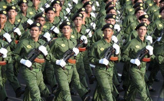 美国打古巴，胆子太大了，那是美国根本打不起的战争？


美国和古巴之间的矛盾自冷