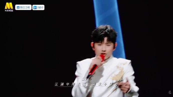 张杰国乐无双舞台收视第一国乐无双收视登顶收视第一这个结果早就有迹可循，张杰打造的