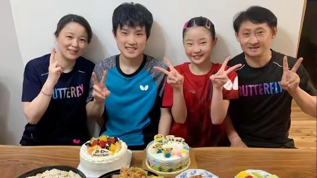 张本一家出走，不是日本乒协的一大损失吗？
        张本夫妇远走日本，后加