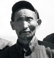 1952年，解放军在大凉山抓到一个独眼土匪，岂料经过一番审讯后，军区首长大惊失色