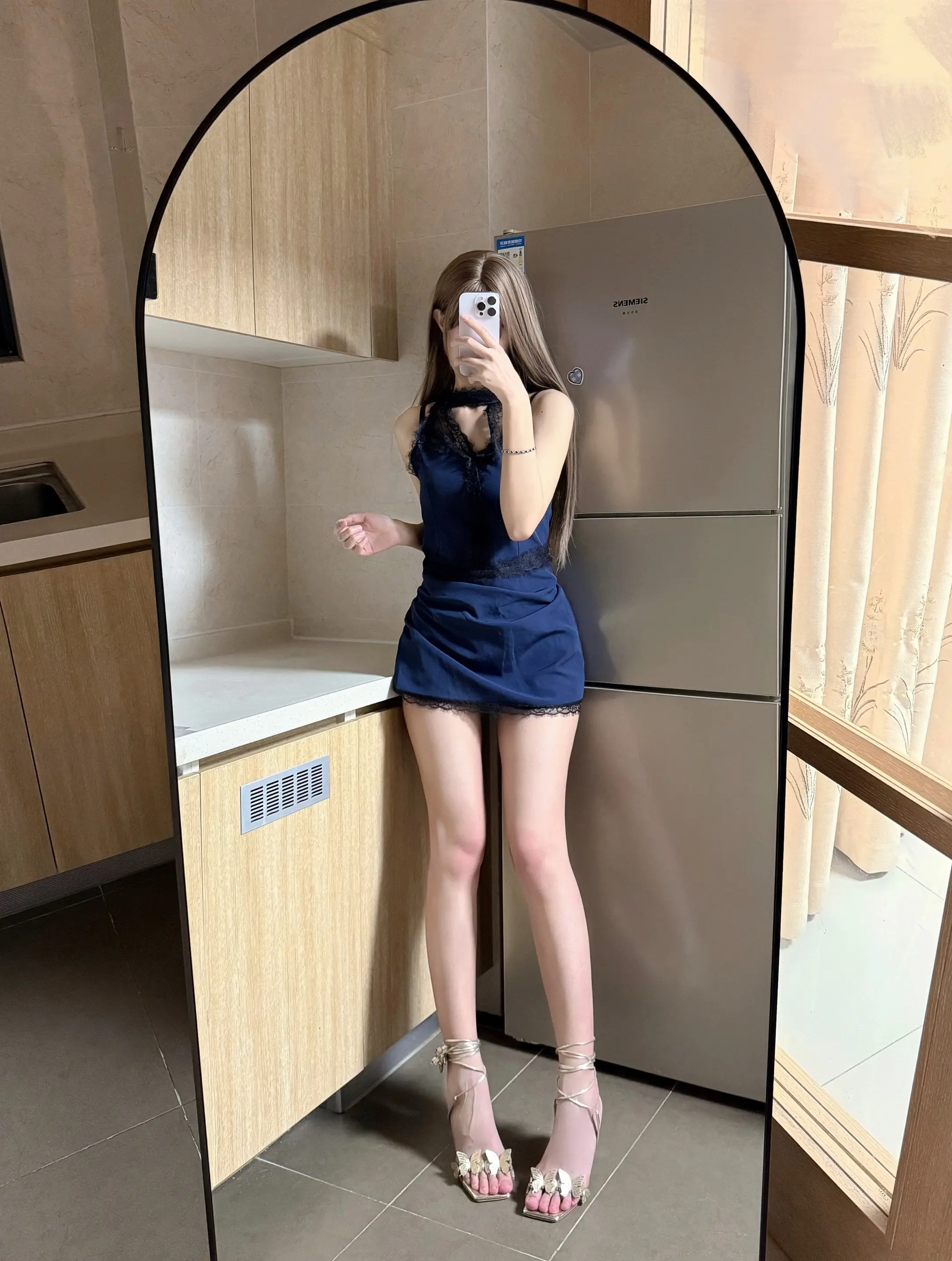 好辣我说裙子。