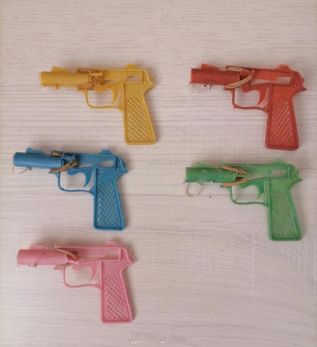 当年有这个就很满足了。 ​​​