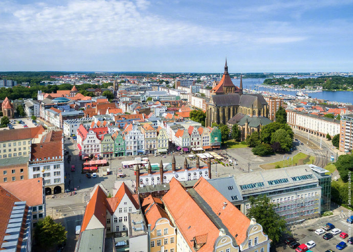 【这里是德国】罗斯托克(Rostock)老城区是汉萨同盟的北海明珠！中世纪红砖哥