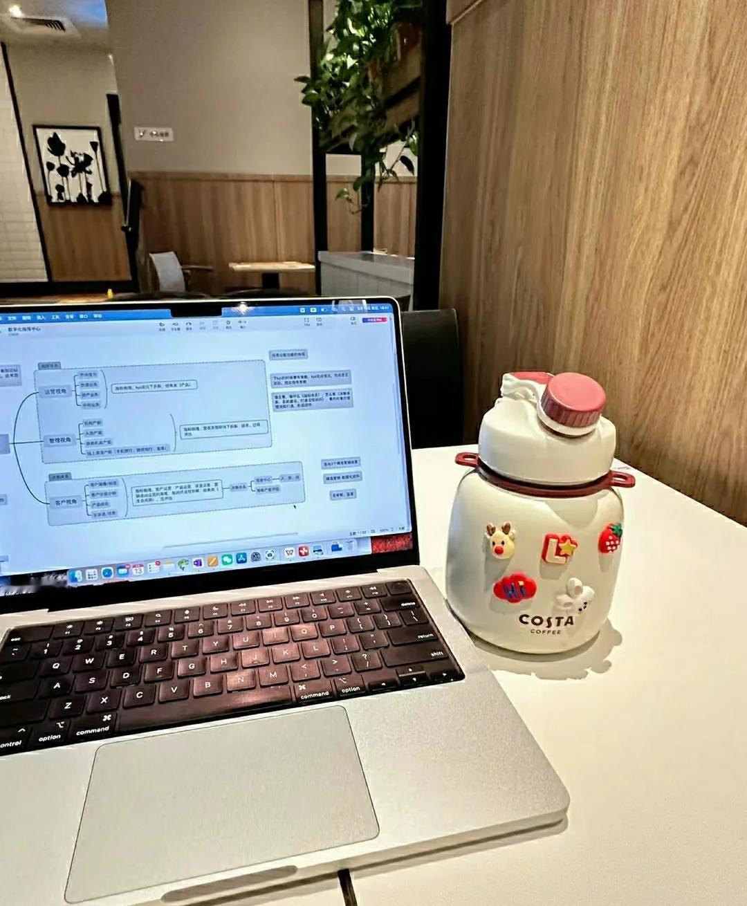 我们最缺的一门课，其实是财商课

我们从小被教育要善良、要懂事、要会照顾别人，却