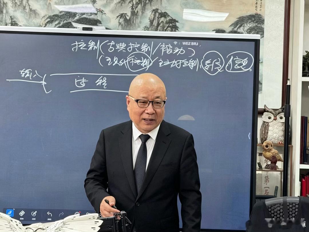 《贻林微观察9093》Open Al推出GPT-5.5 ，幻觉率降 52.5%，