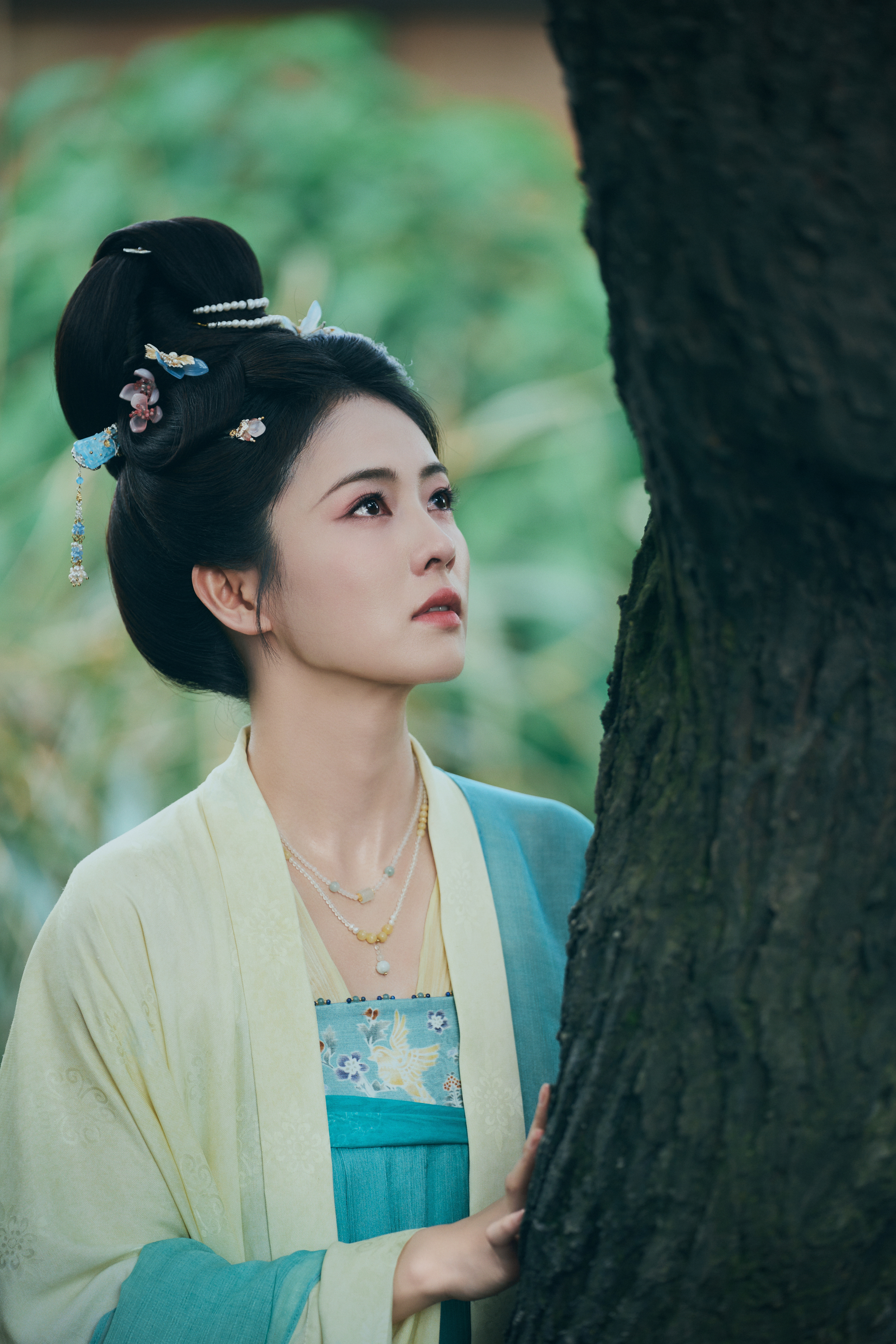 网传白鹿出演李清照白鹿确实天线古人可盐可甜故事感十足，麻烦剧方不要买热搜🔒人你