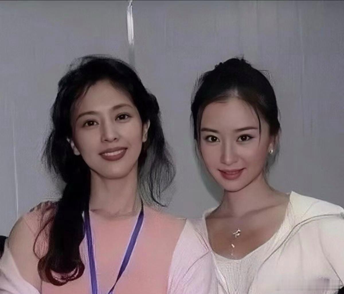 从刘亦菲的出道作品看，白秀珠本身就已经有了贵族千金感，既然不是后期事业成功红气养