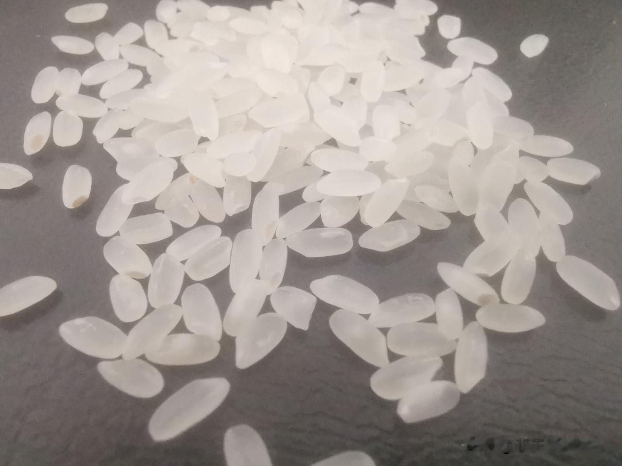 糙米和精白米如何选？

精米：就是把最稻谷上易受潮变质的胚组织、最易残留有害物种