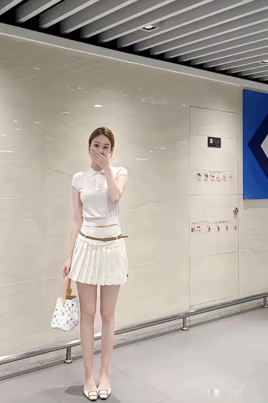 今天出发李家沟，去看看朋友，一块聚聚，顺便理发！