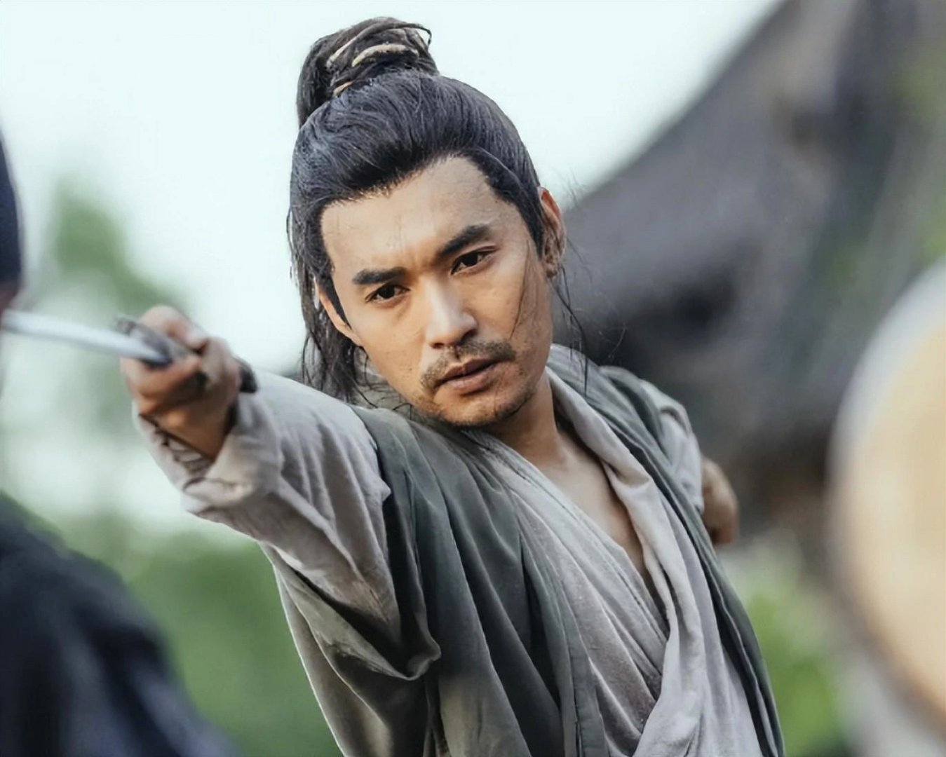 你敢信？一个喜剧片，武打场景竟然比很多号称武打片拍的还好，还真实接地气[二哈][