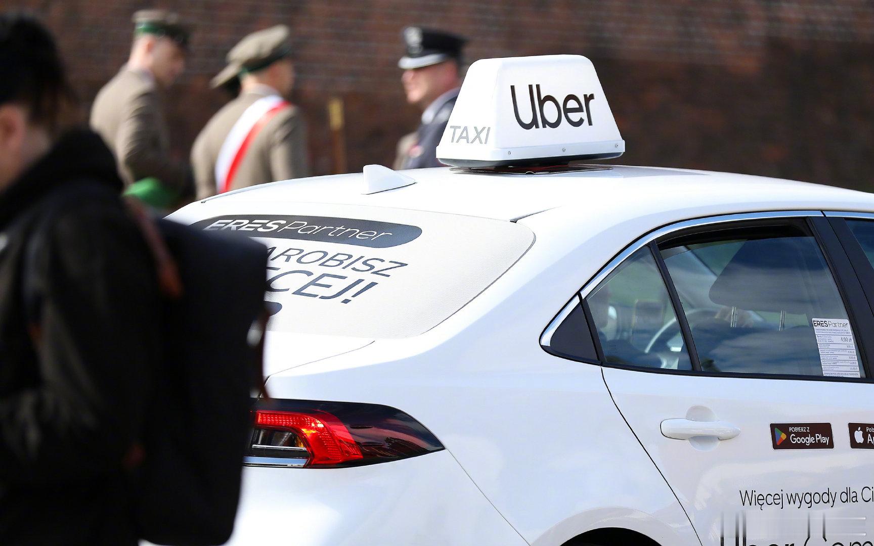 【Uber将裁员约3300人Uber管理层将减少20%】9月2日，据界面新闻，U