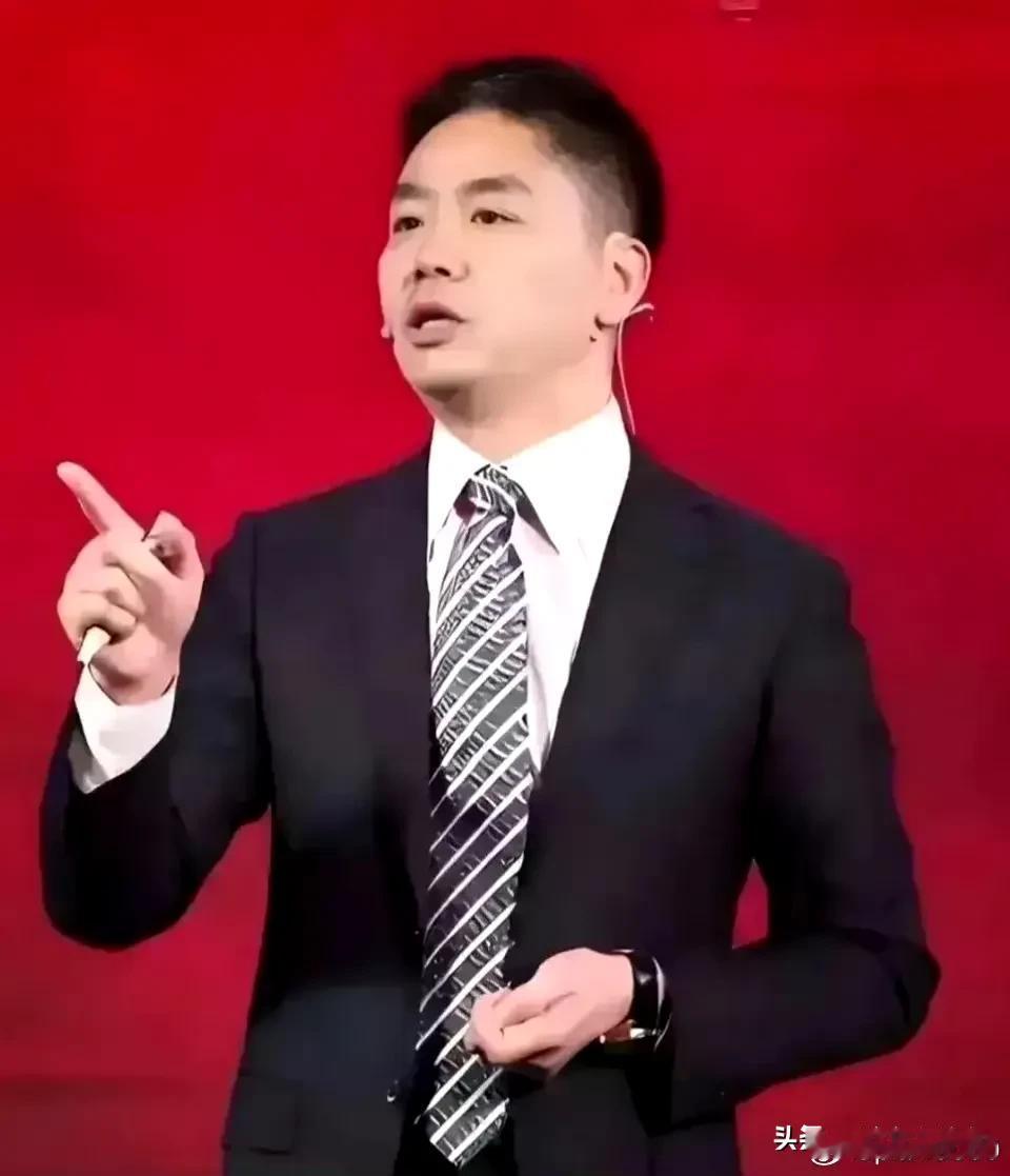 真的是男人越老越招人喜欢吗?
成熟睿智有钱的男人。
钱越多，越讨人喜欢。