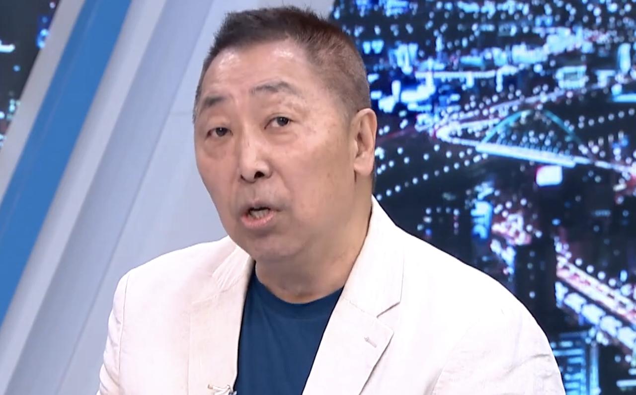 看了昨天的《少康战情室》，节目中唐湘龙针对韩国瑜公开批评傅崐萁一事所做的点评，我