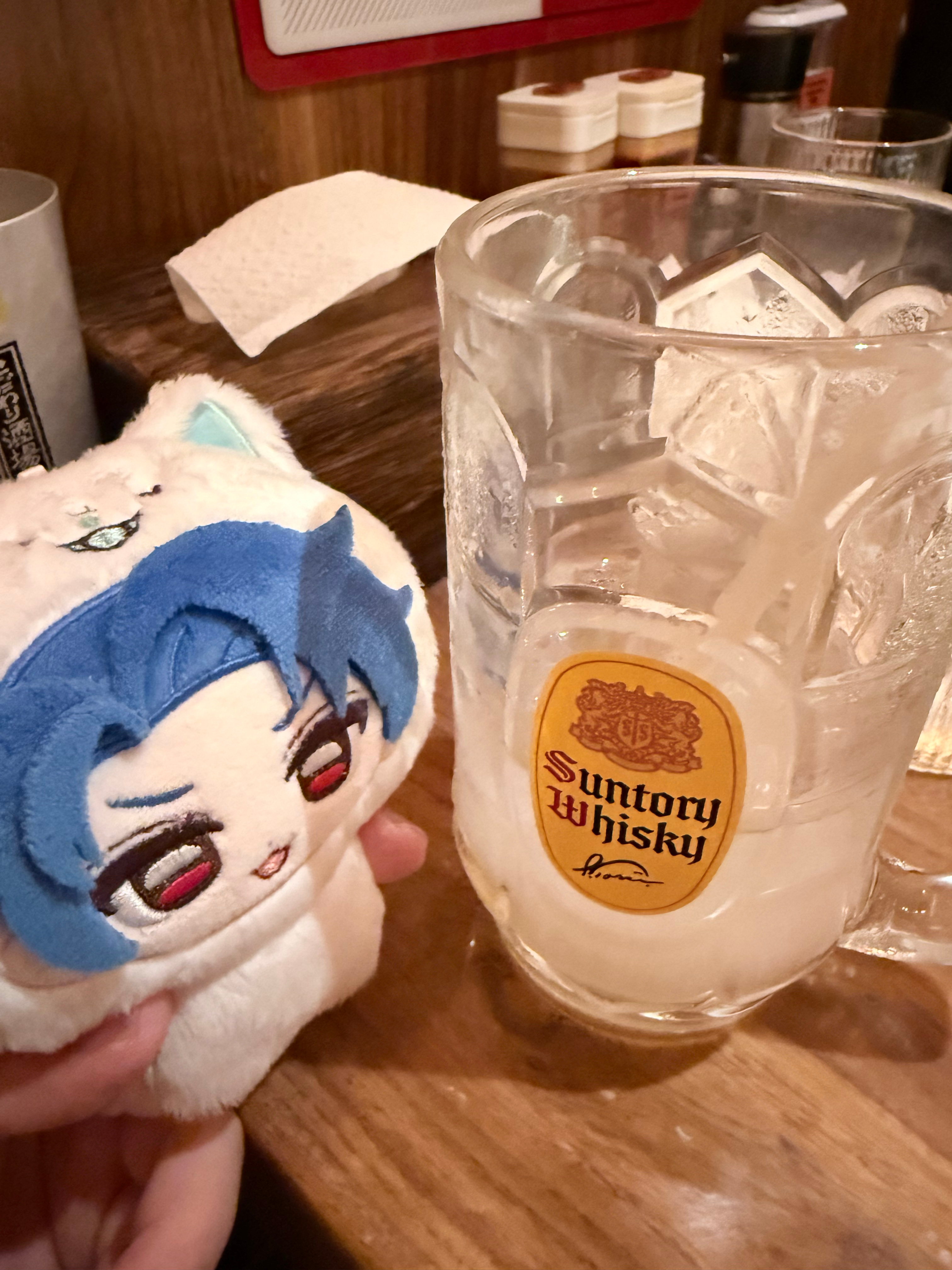 妻子沉迷于一个叫《fgo》的年上控手机游戏，沉迷得太过头了，我在考虑要不要离婚。