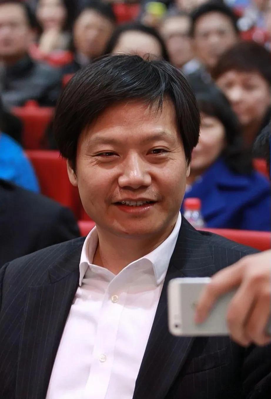 雷军向武大捐赠13亿，不玩套路直接给现金，这个数字意味着什么？

13亿如果都是