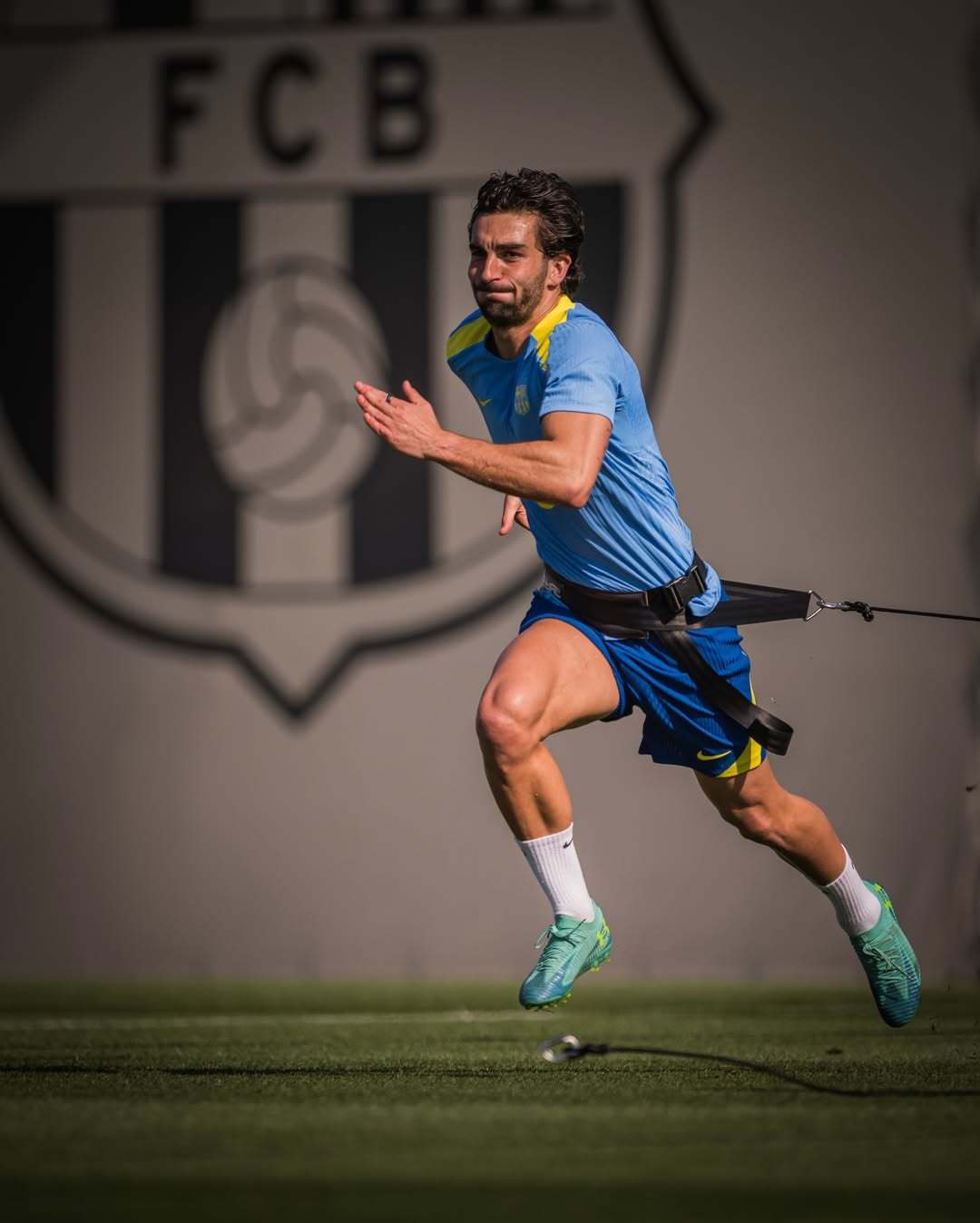 巴萨今天的训练。足球